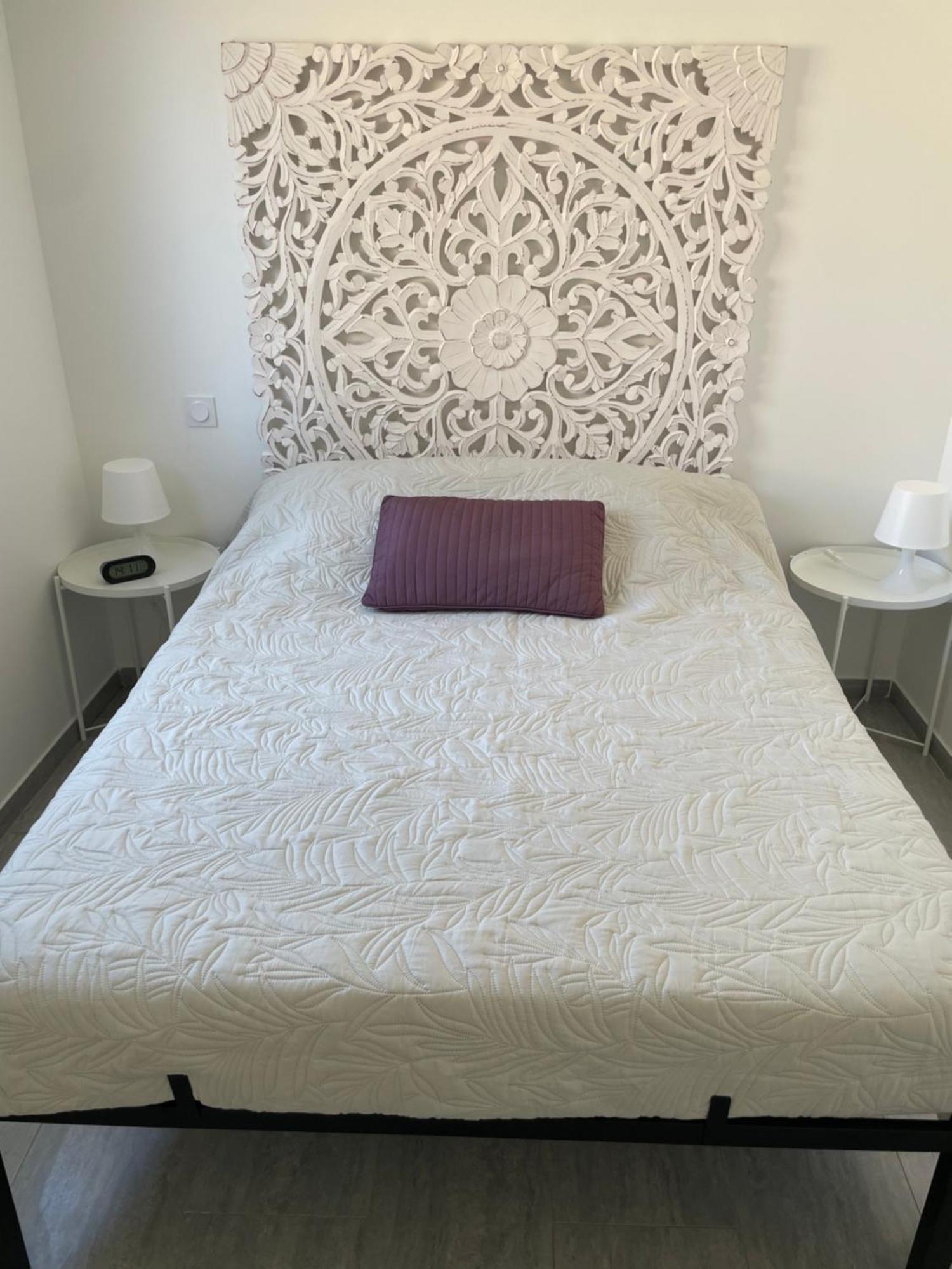 Appartement T2 Avec Terrasse Et Cour Cavaillon Ngoại thất bức ảnh